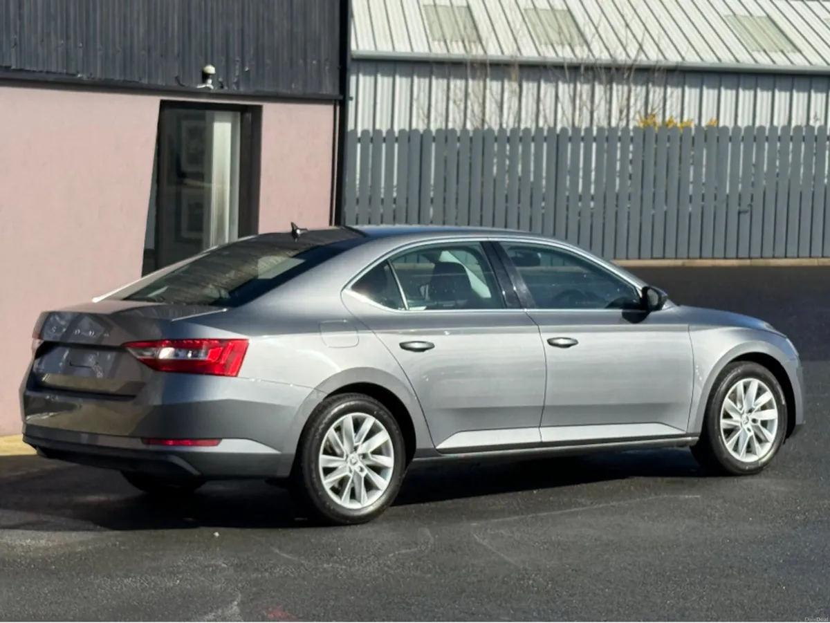 Skoda Superb LOW MILES 2022 SKODA SUPERB - Image 3