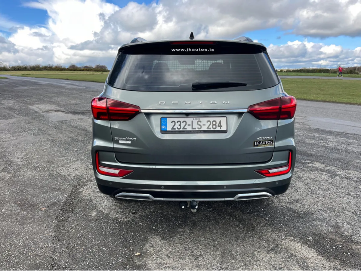 SsangYong Rexton 2.2 P/T 4WD 2 SEAT COM - Image 3