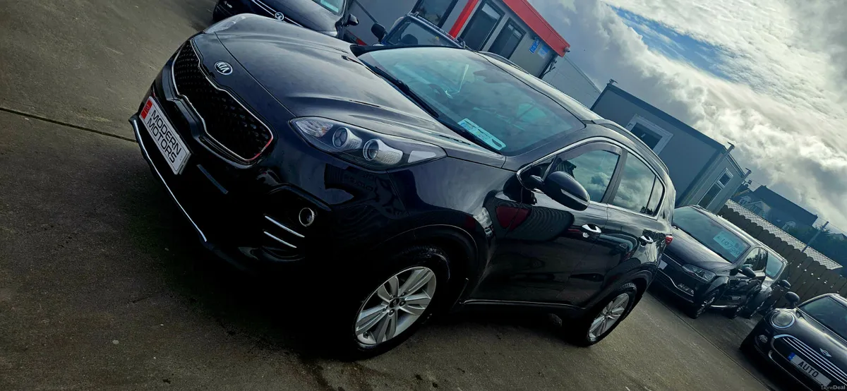 Kia Sportage platinum jeep 1.7 crdi fully loaded - Image 4