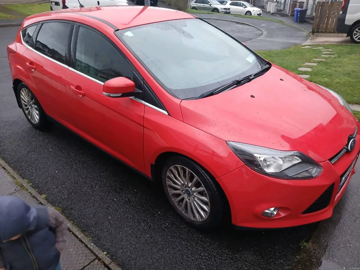 2013 ford focus 1.6 diesel .titanium - Image 4