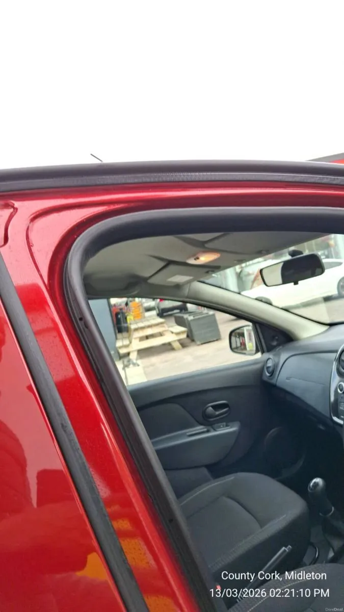 Sandero Essential TCE Low mileage - Image 4
