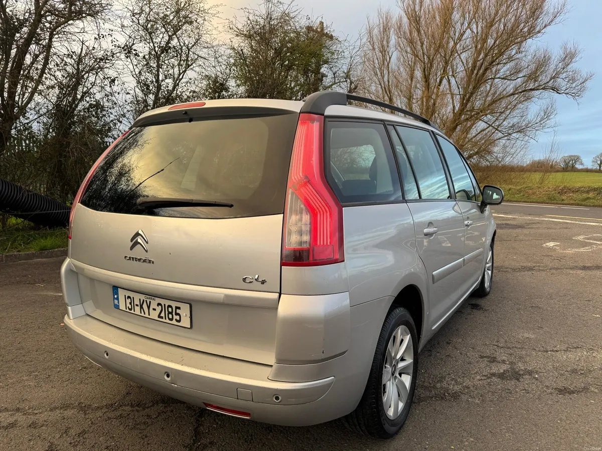 CITREON C4 7 SEATER - Image 2