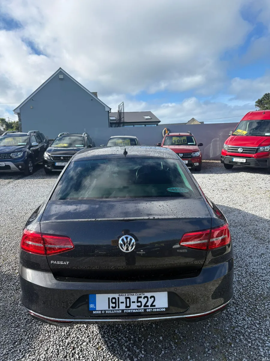Volkswagen Passat 2019 highline - Image 3