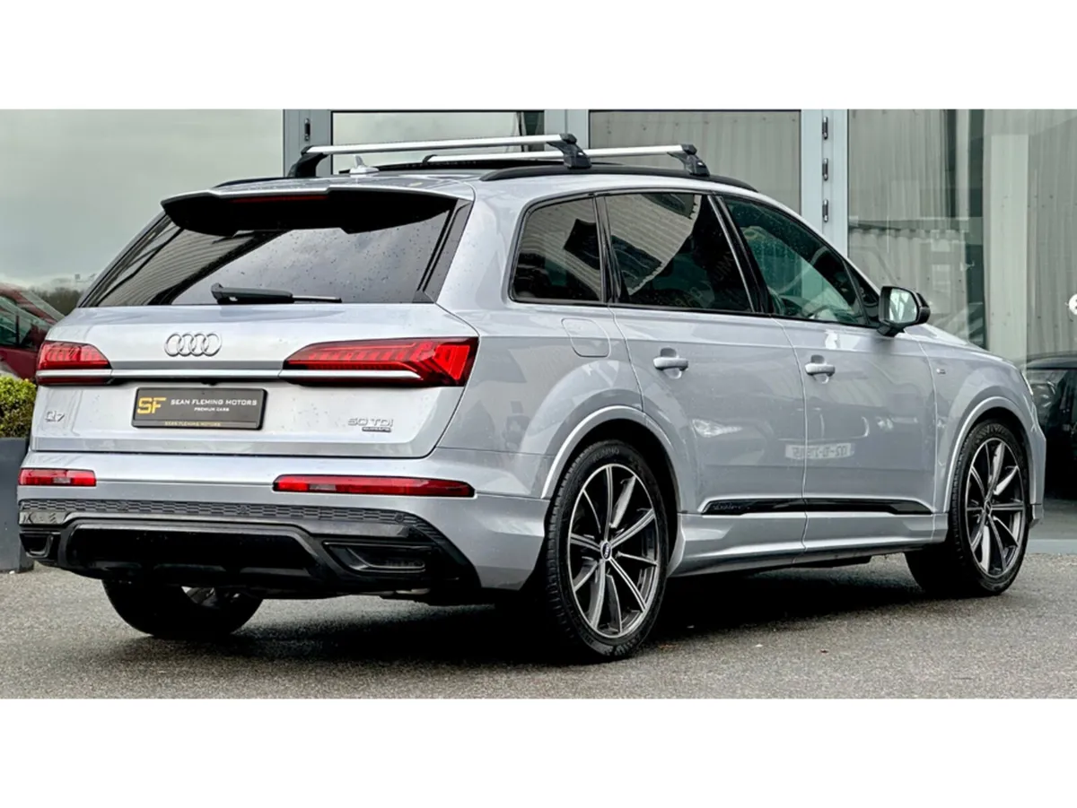 Audi Q7 50TDI BLK EDITION 7SEAT - Image 4