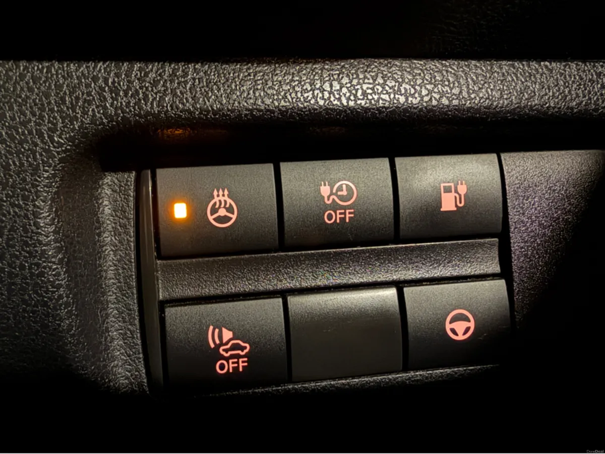 Nissan Leaf TEKNA - Image 2