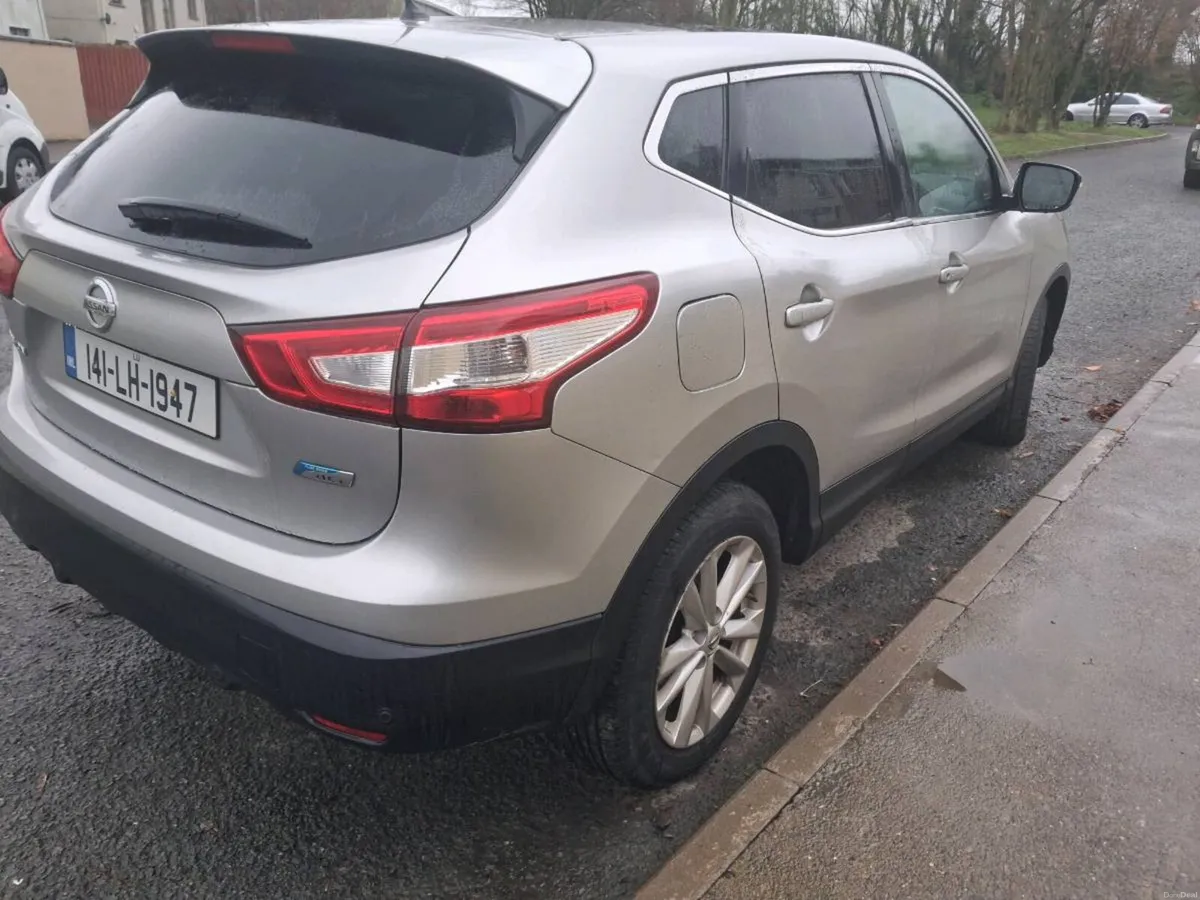 2014  Nissan qashqai premium - Image 3