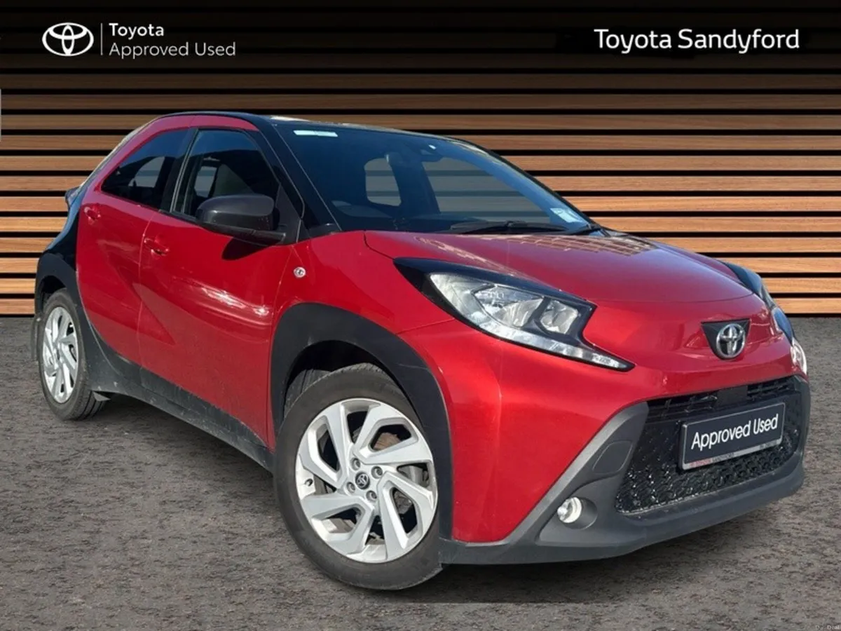 Toyota Aygo X DESIGN // REAR CAMERA // TOYOYTA SAF - Image 1