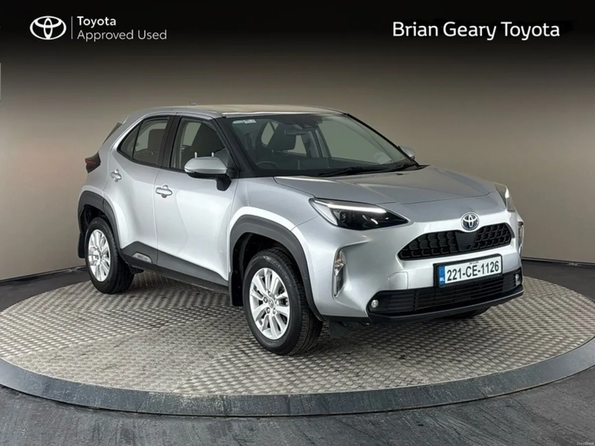 Toyota Yaris Cross HYBRID LUNA - Image 1