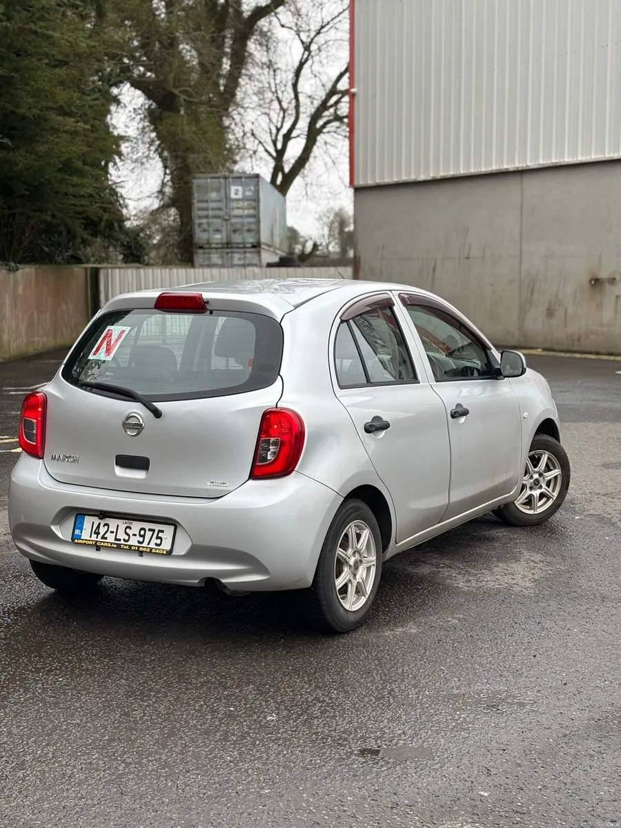 Automatic Nissan March - Image 3