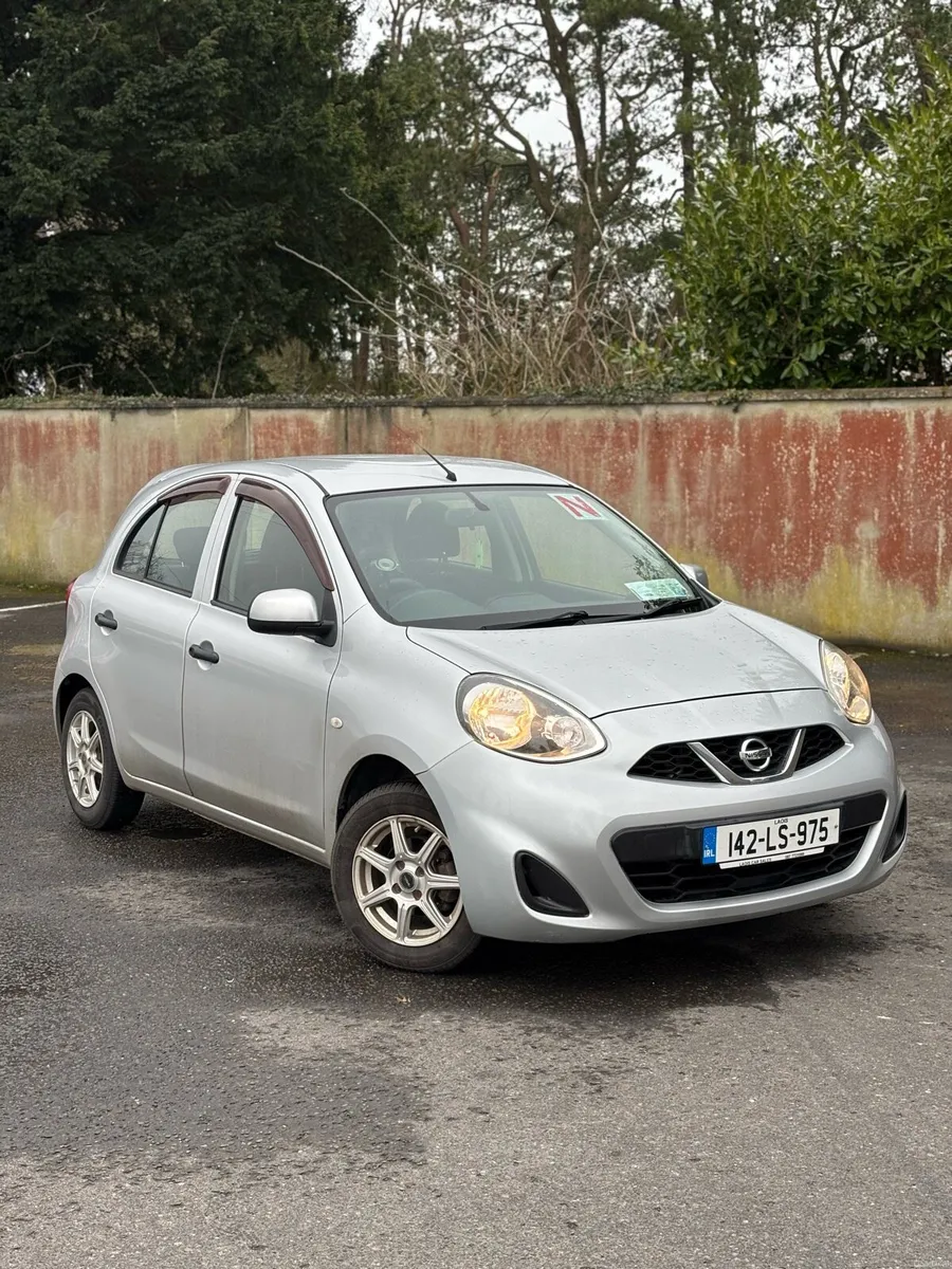 Automatic Nissan March - Image 1