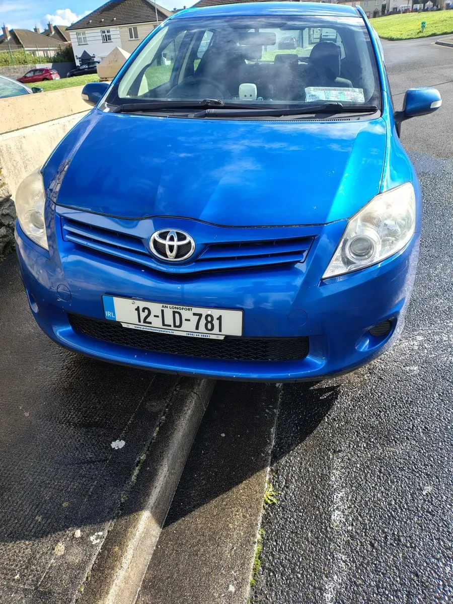 Toyota Auris 2012 - Image 3