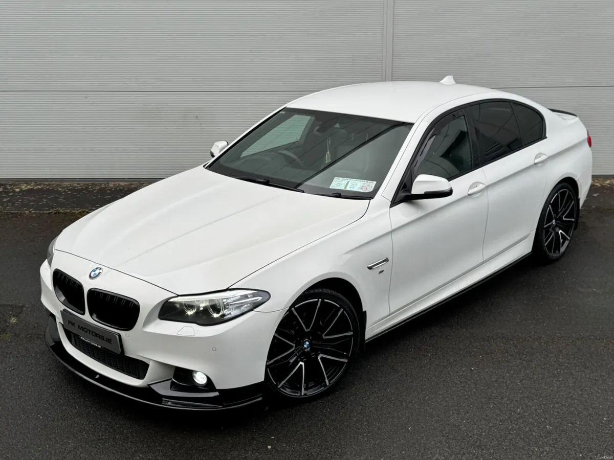 BMW 5-Series 2015 520d msport - Image 2