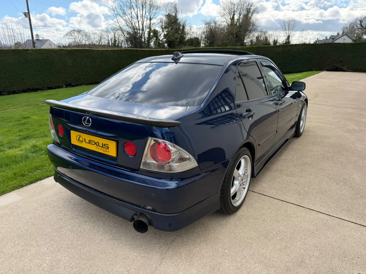 2004 LEXUS IS200 SE AUTO | EXTRAS - Image 2