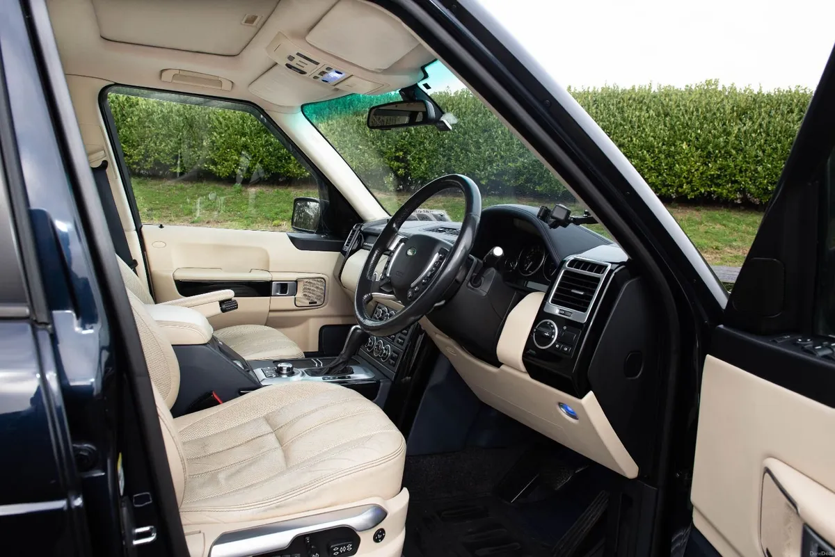 Range Rover Vogue SE 3.6 TDV8 Crew Cab !! €333 RT - Image 4
