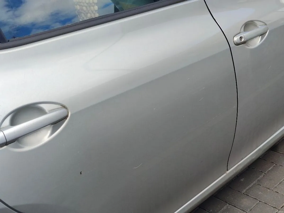 Toyota Auris 2008 1.4 Petrol - Image 4