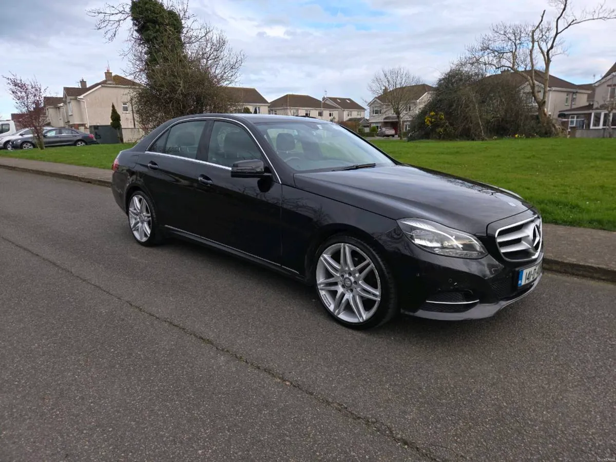 Mercedes-benz e220 - Image 1