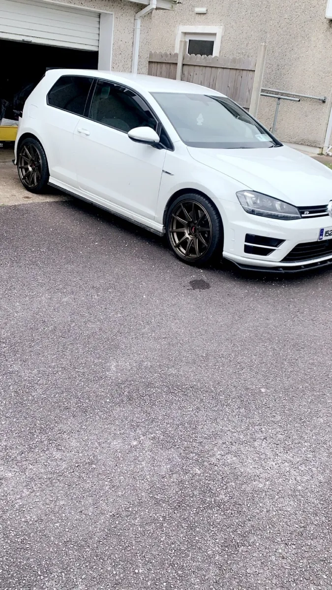 Volkswagen Golf 2015 - Image 2