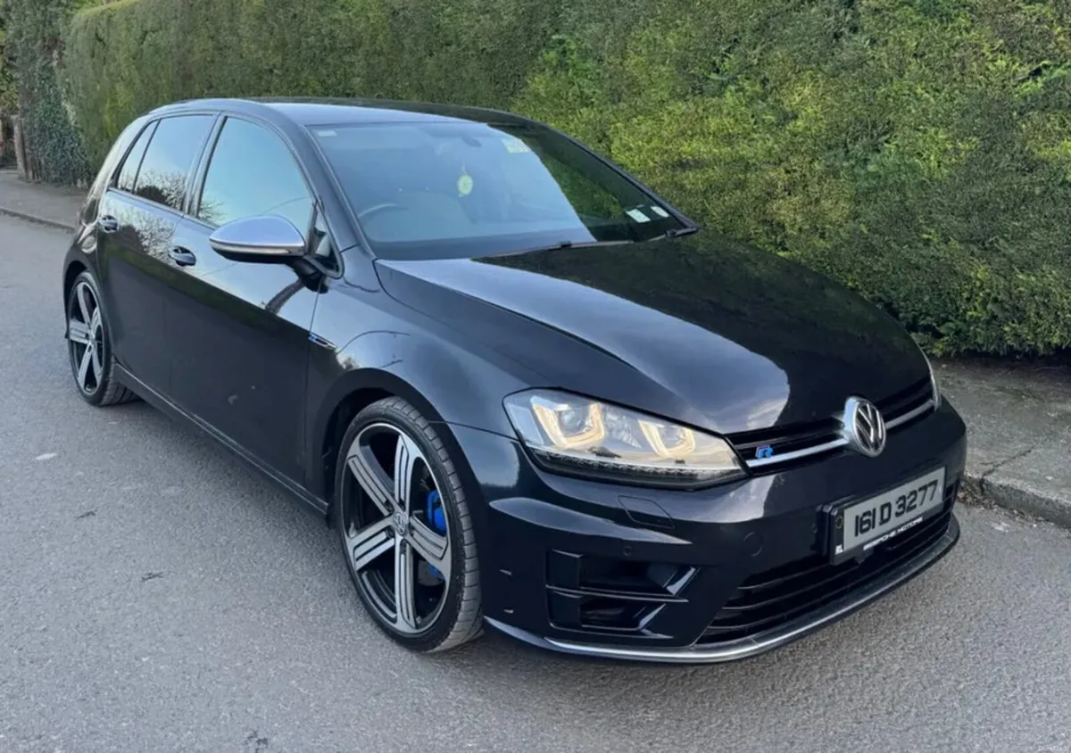 Volkswagen Golf R 2.0 300 BHP 4 Motion 2016 - Image 3