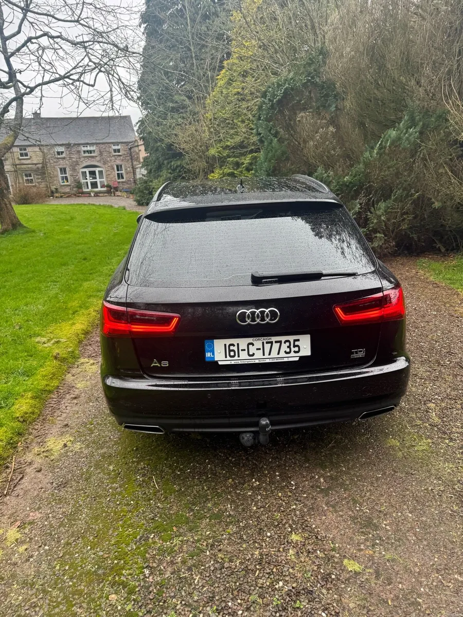 Audi A6 2.0 TDI Ultra Black Estate AUTOMATIC - Image 2