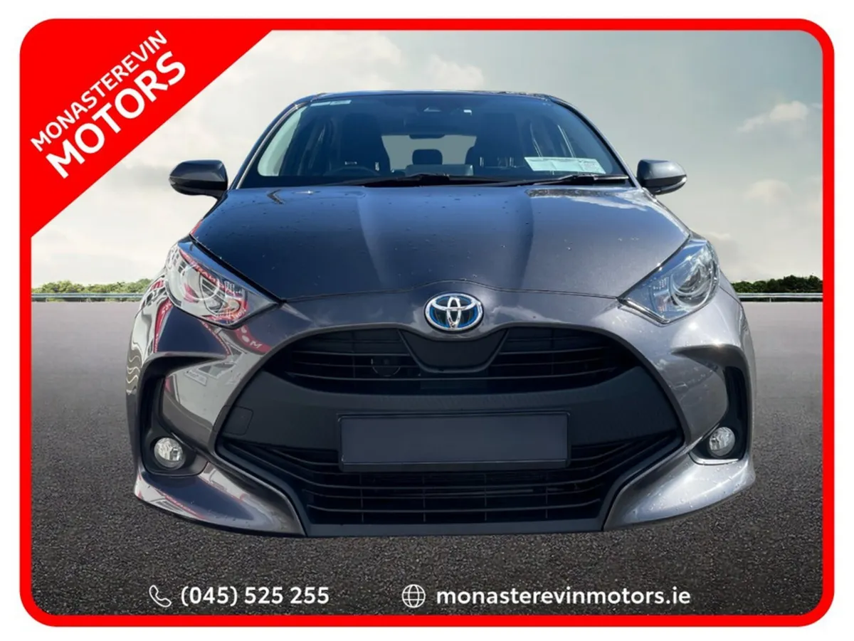 Toyota Yaris 1.5 HYBRID LUNA 4DR AUTO - Image 2