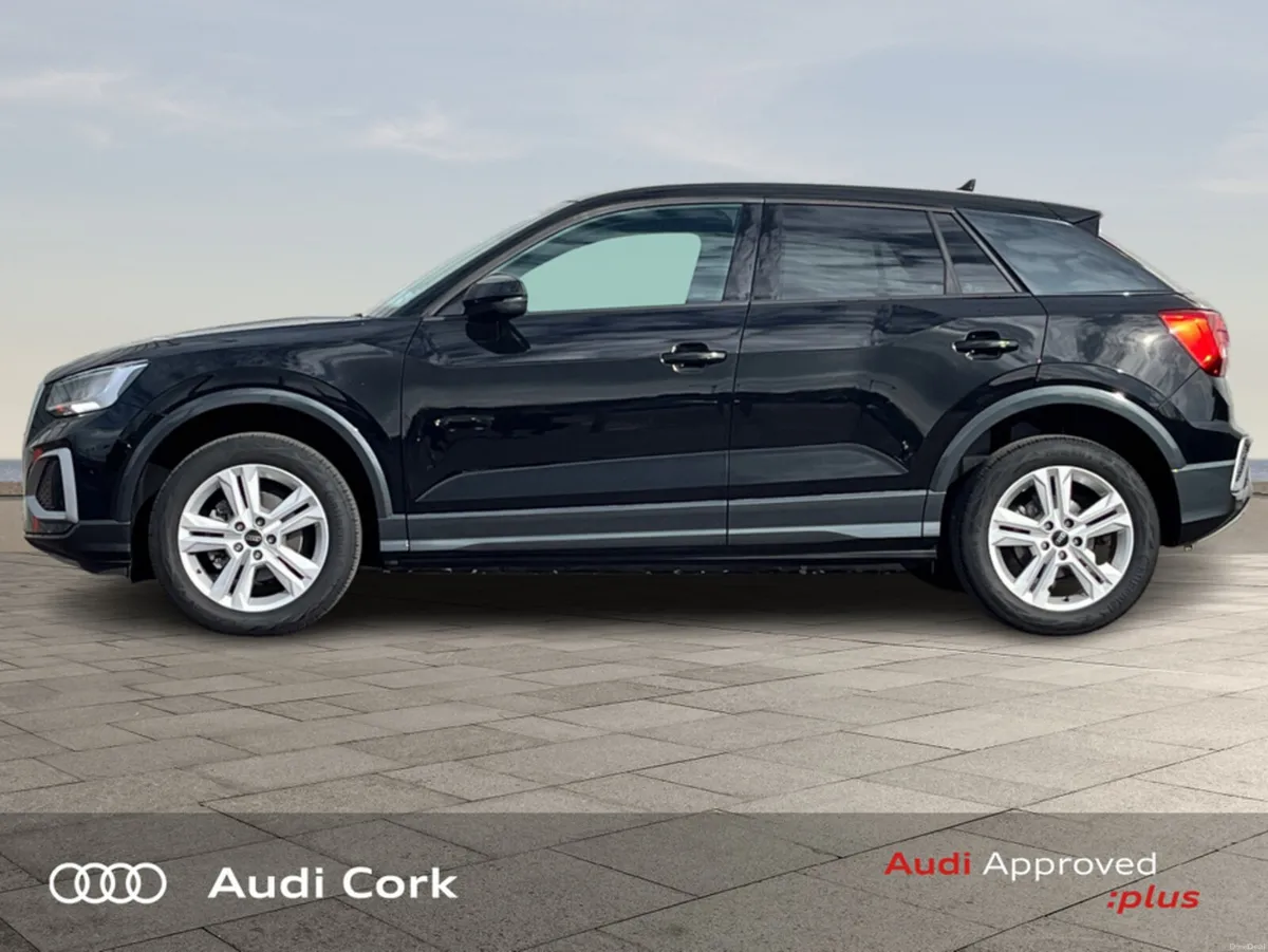 Audi Q2 30TFSI 110BHP SE WITH PARKING ASSISTANCE P - Image 4
