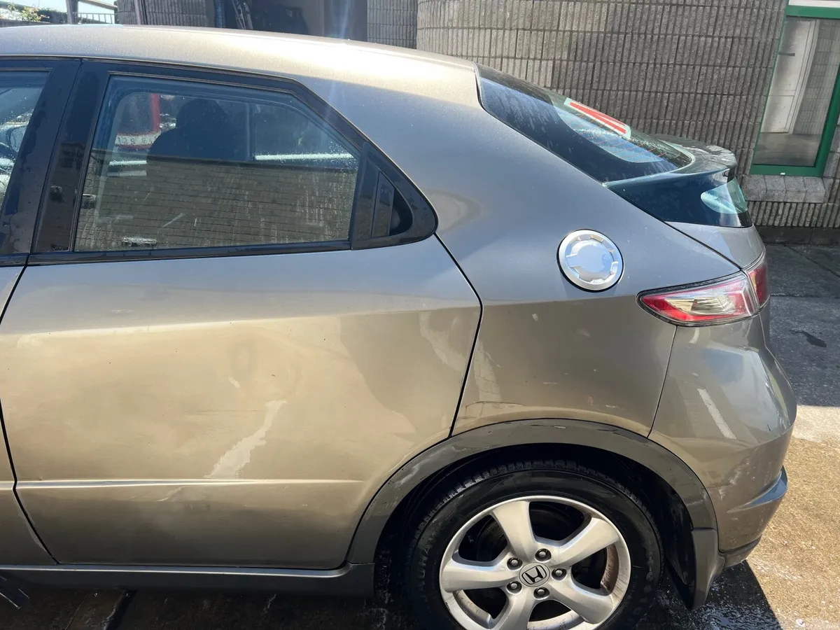 Honda Civic 2009 - Image 4