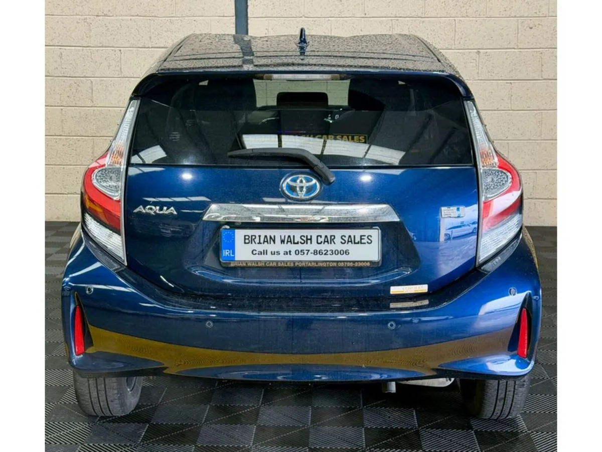 Toyota Aqua hybrid auto - Image 2
