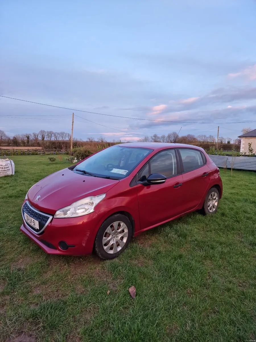 Peugeot 208 2013 - Image 2