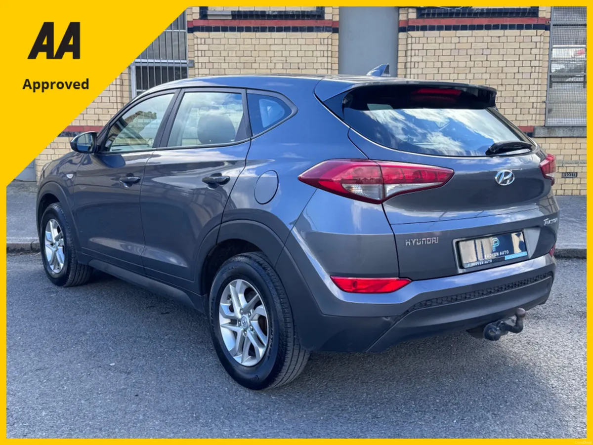 Hyundai Tucson 1.7 BLUE CRDI SDRIVE 114BHP * 1 YEA - Image 3