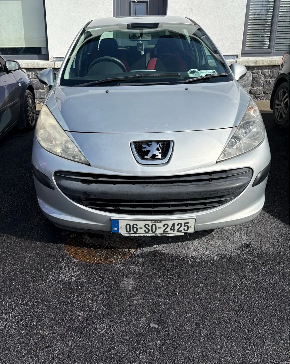 06 Peugeot 207 - Image 1