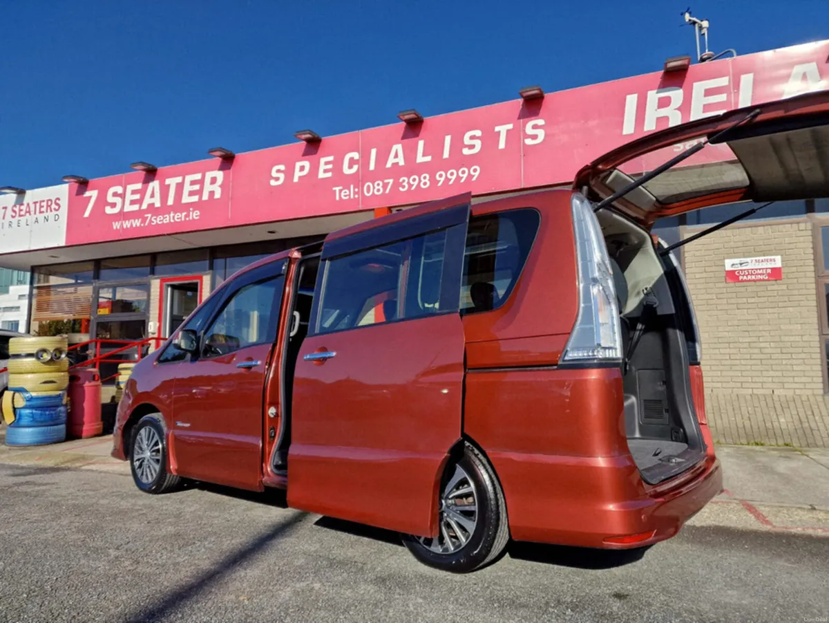 Nissan Serena LEATHER INTERIOR, GLASS MOONROOF - Image 6