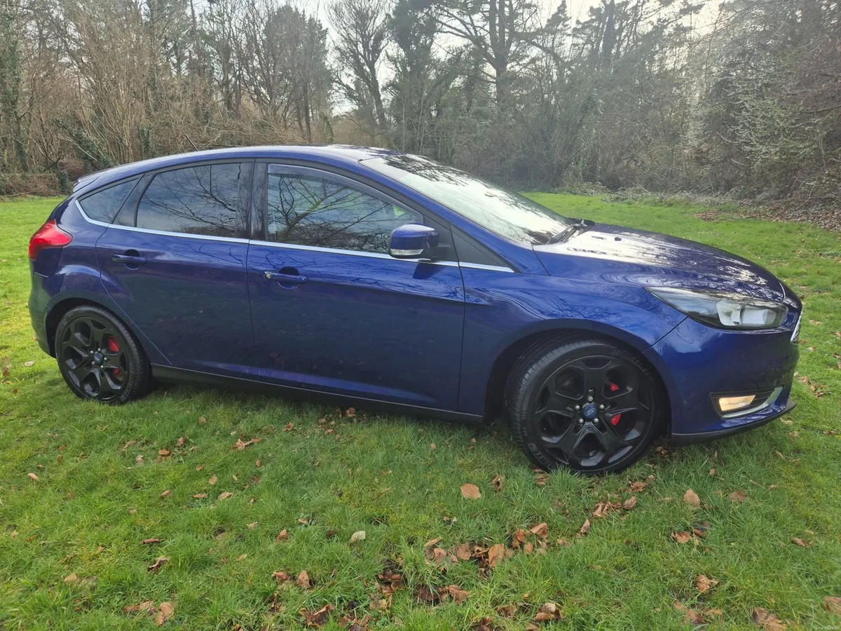 FORD  FOCUS 2017 LOW MILEAGE 1.0 PETROL - Image 4