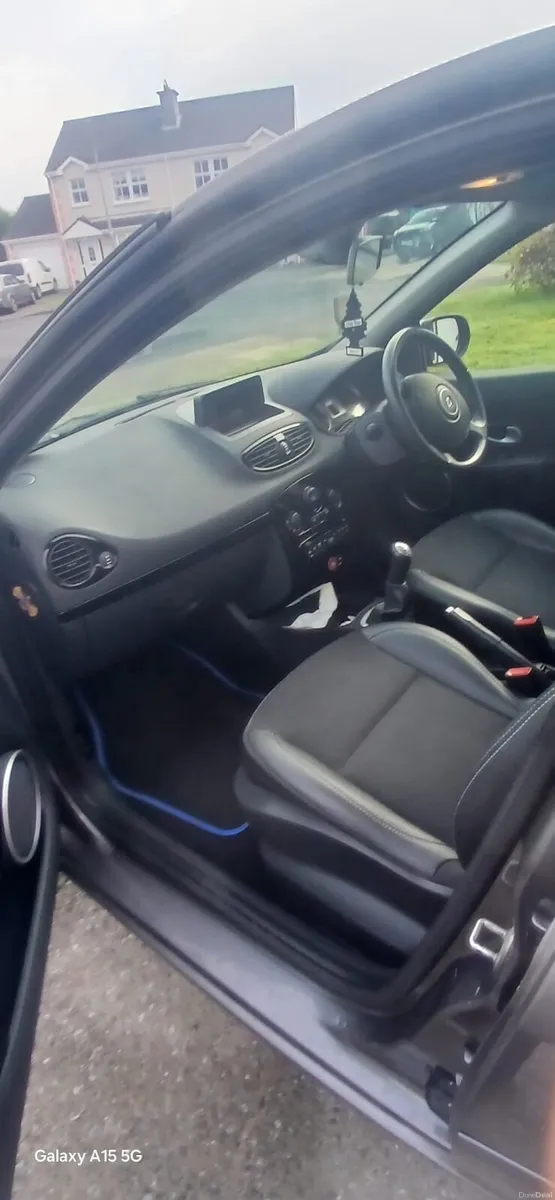 Car for sale - Image 4