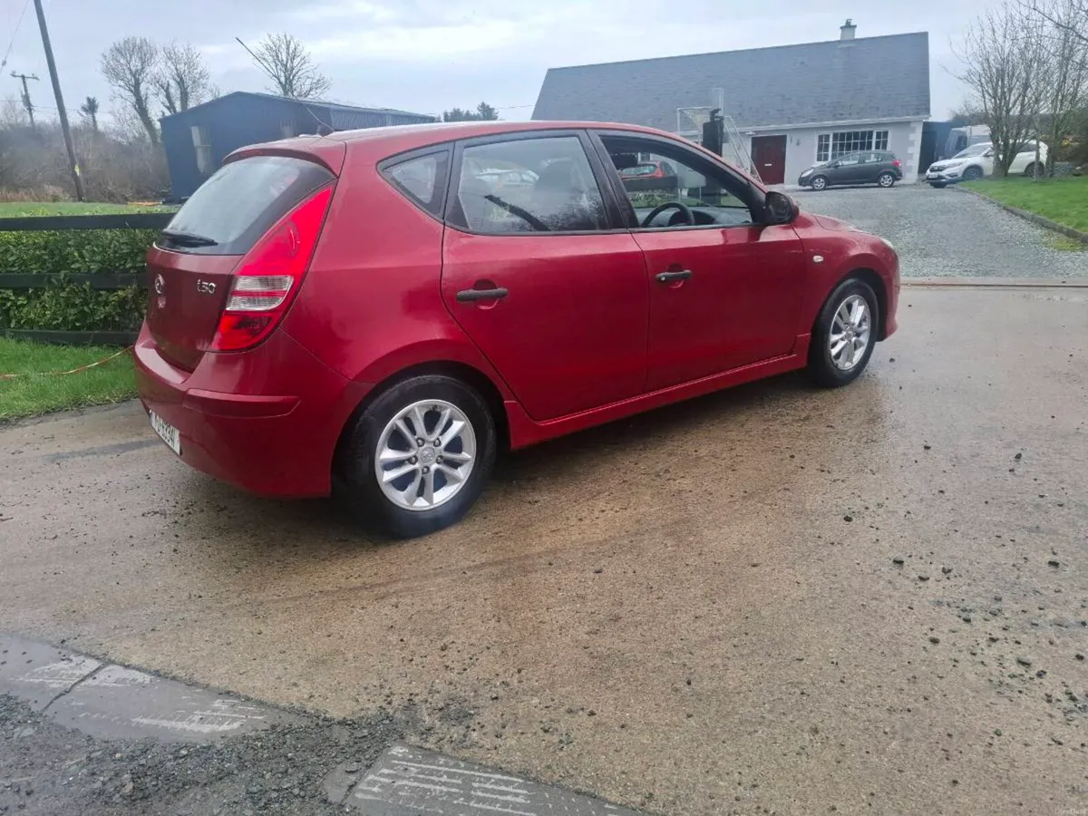 2011 hyundai i30 - Image 3