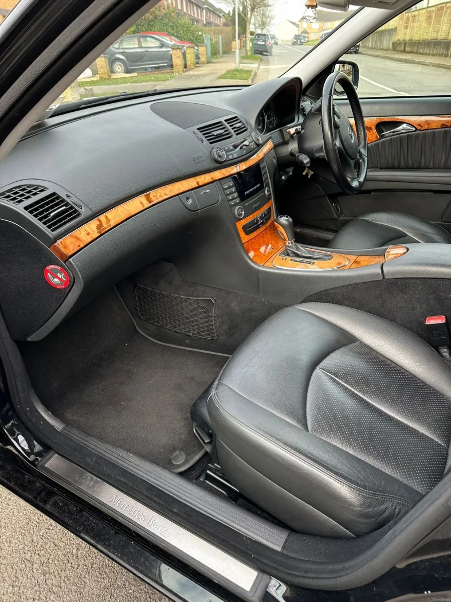 Mercedes-Benz E-Class 2007    Quick sale!!!! - Image 3