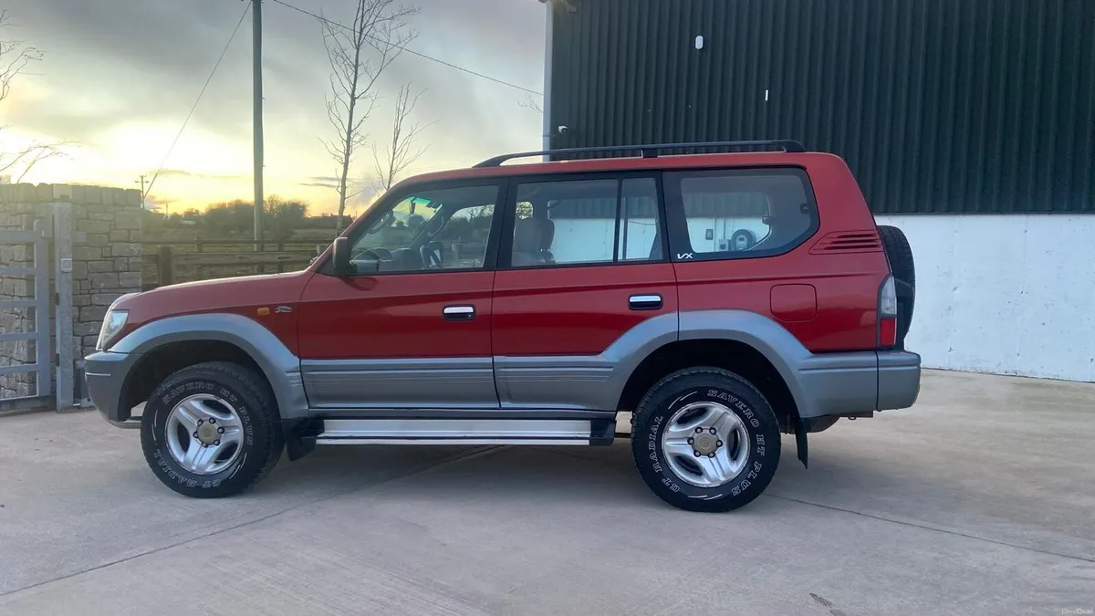 Toyota Land Cruiser - Image 4