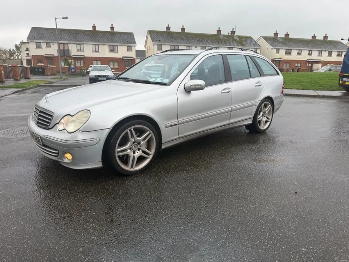 2006 Mercedes Benz C220 - Image 2