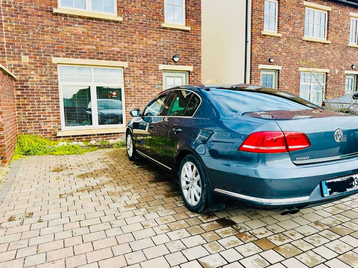 2014 Volkswagen Passat 2.0 TDI Executive - Image 2