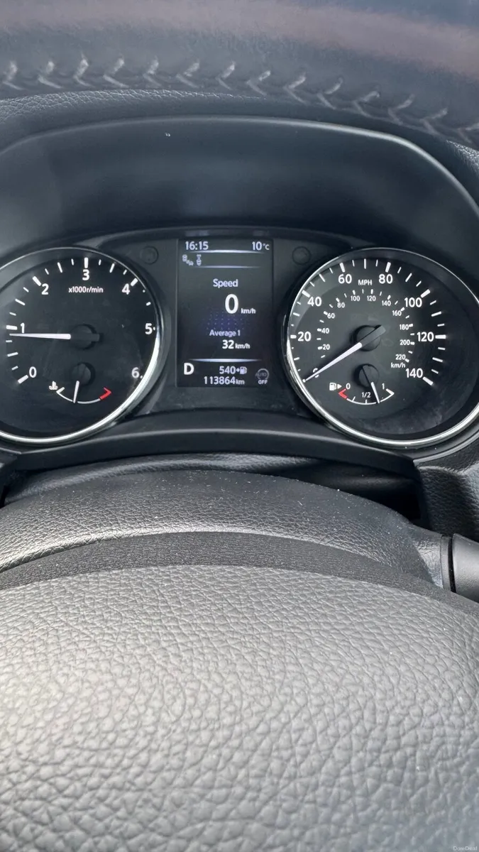 Nissan Qashqai 1.6 Diesel Auto - Image 3