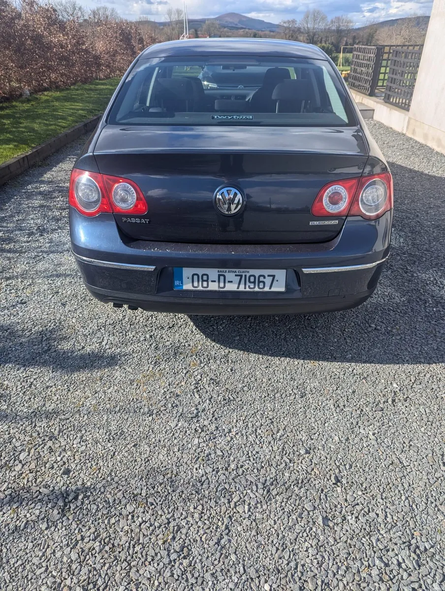 Volkswagen Passat - Image 3