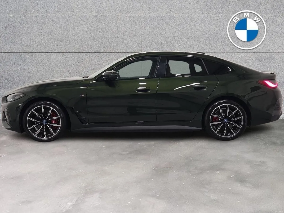 BMW i4 eDrive35 M Sport - Image 3