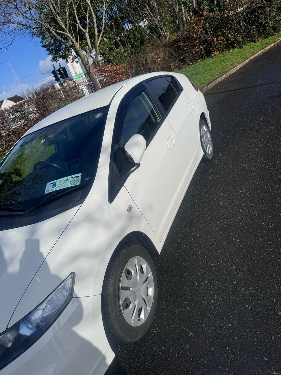 Honda Insight Hybrid 2013 - Image 1