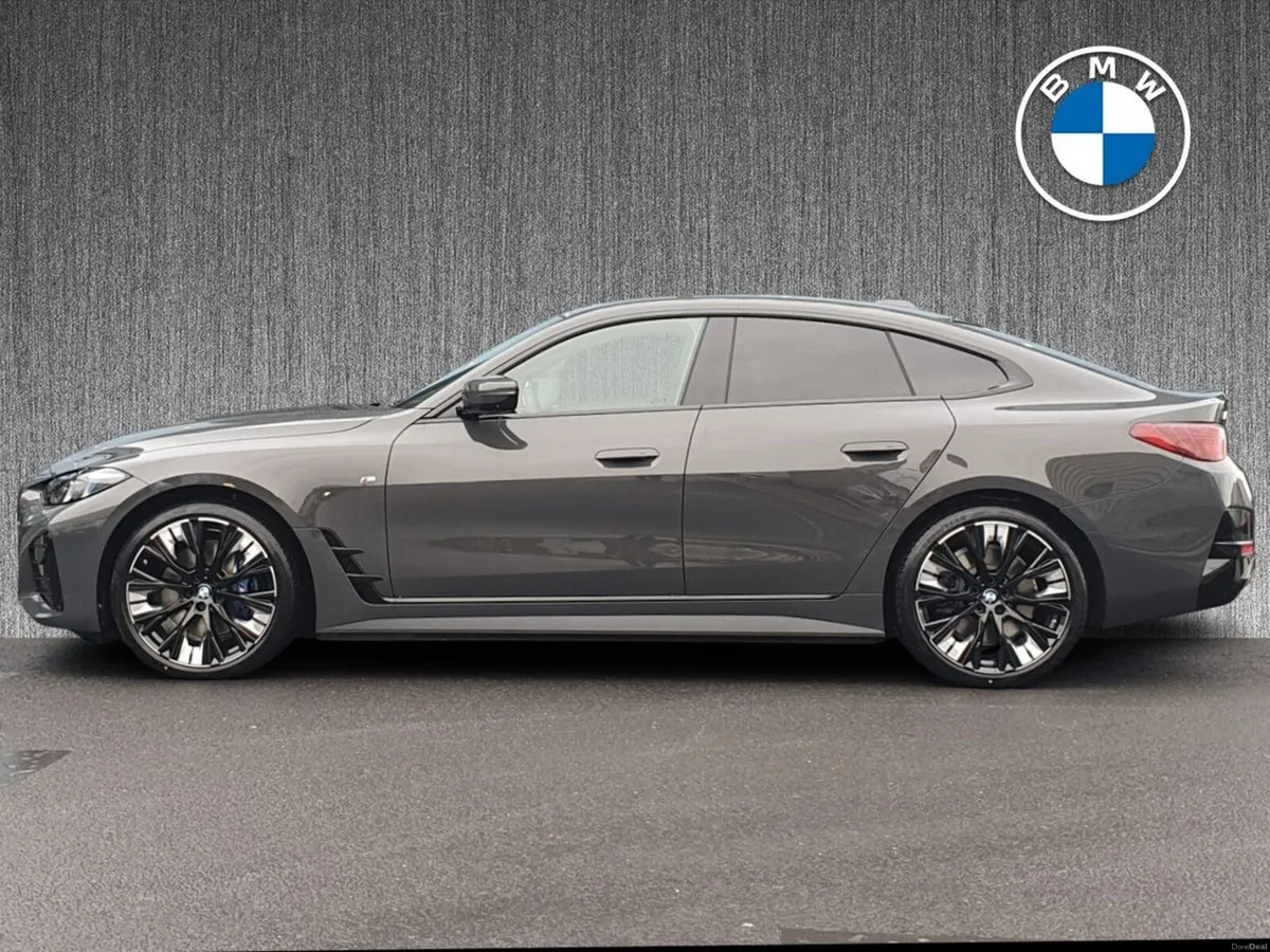 BMW i4 eDrive35 M Sport - Image 4