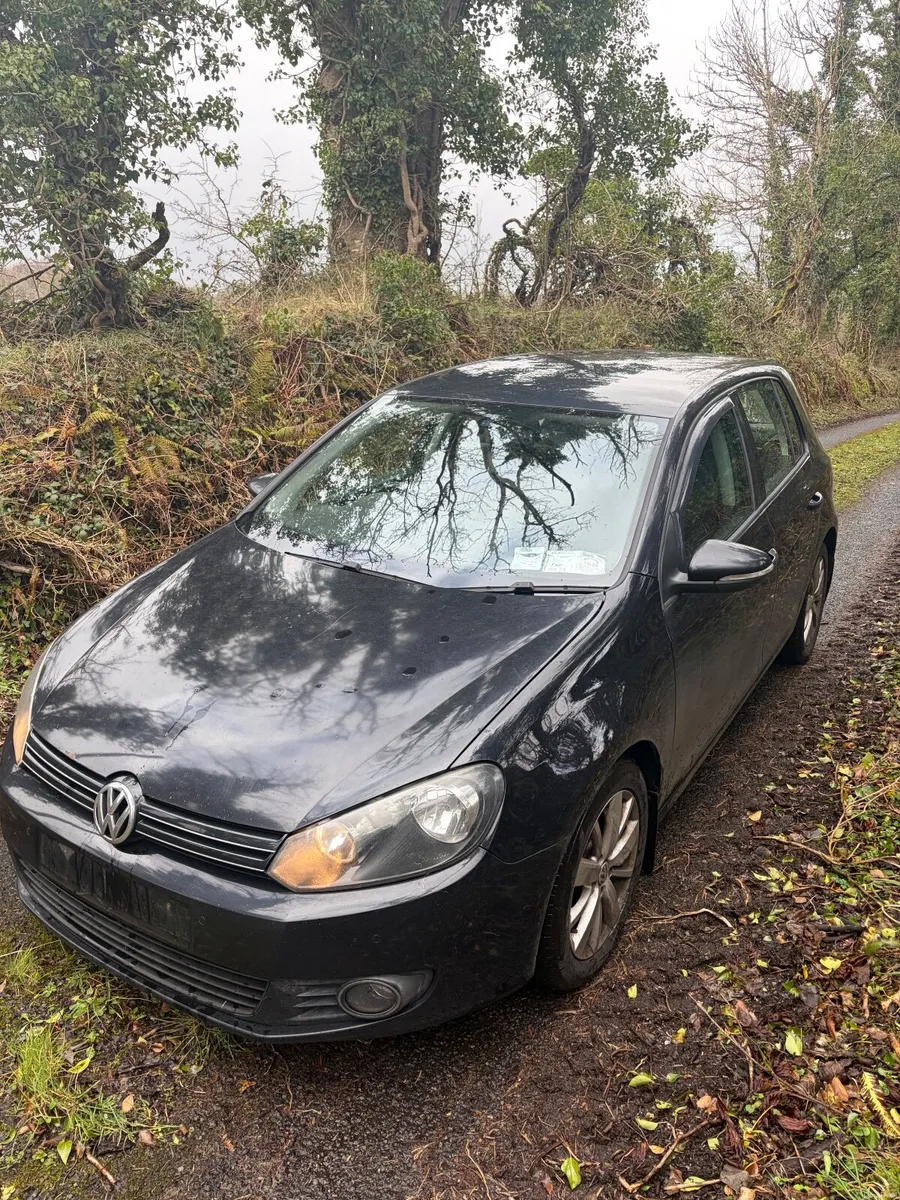Volkswagen Golf 2011 - Image 1