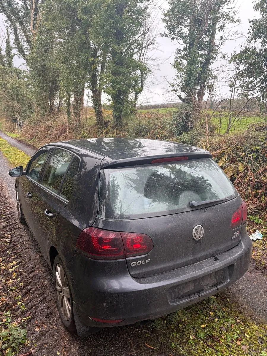 Volkswagen Golf 2011 - Image 3