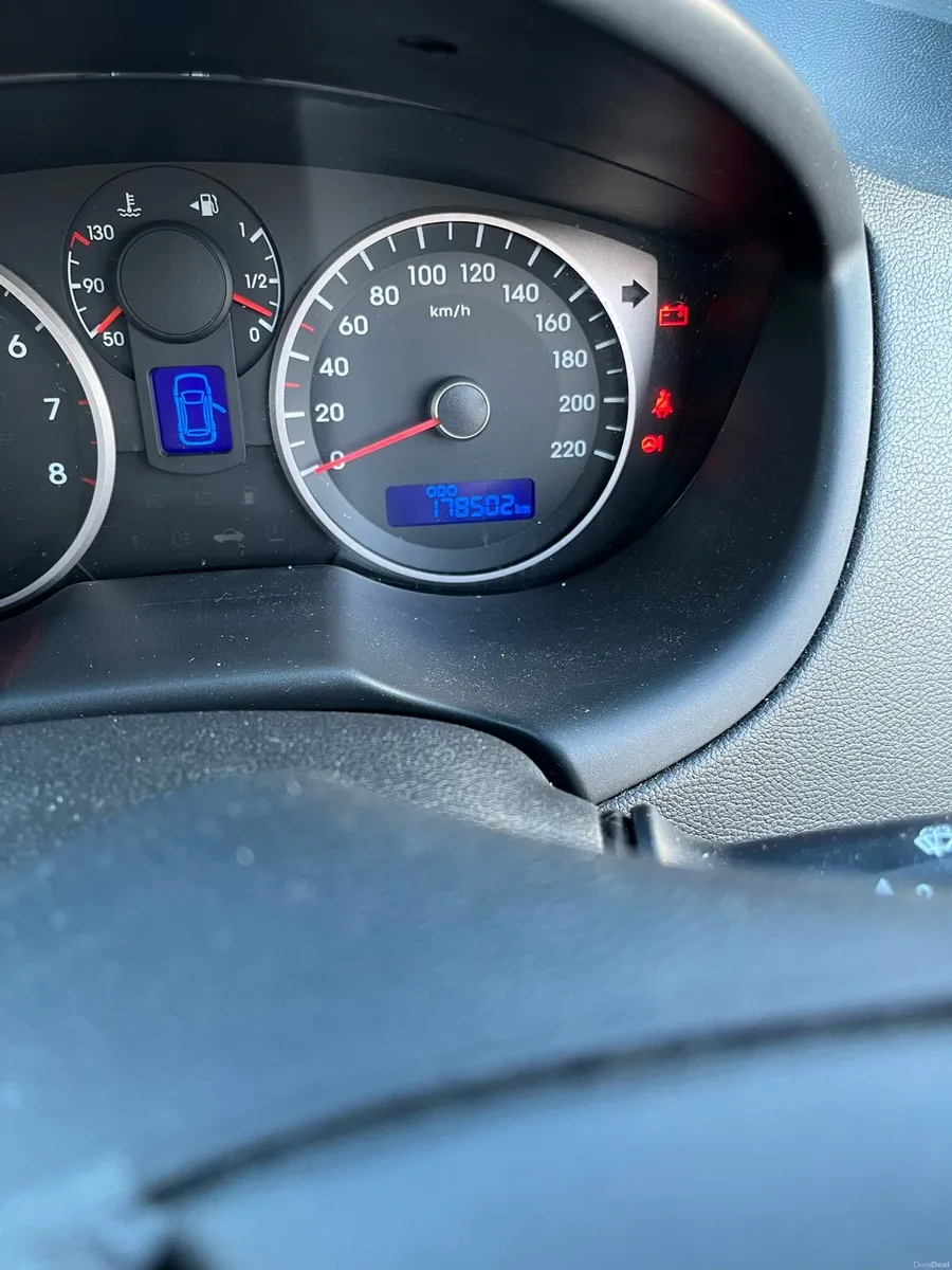 Hyundai i20 - Image 3