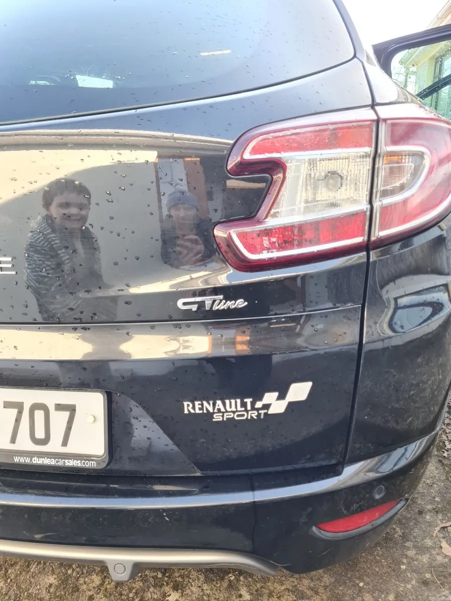 Renault Megane 2016 - Estate - Image 3