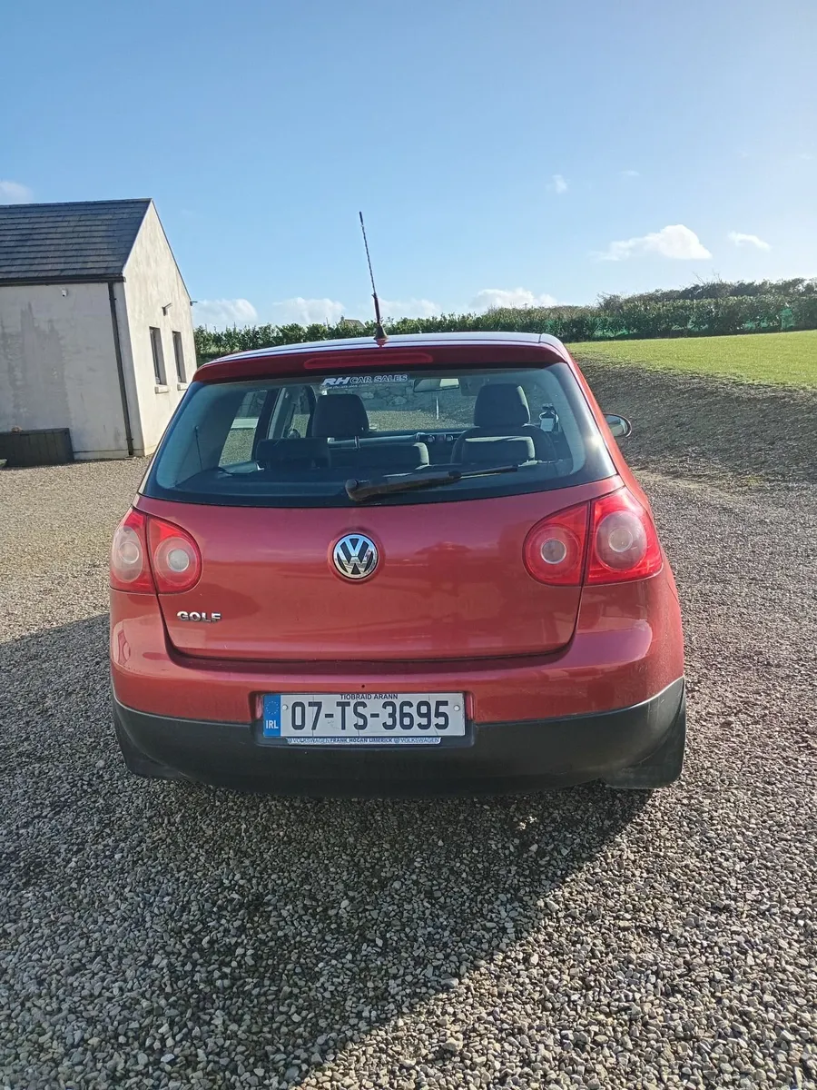 Volkswagen Golf 2007 - Image 2