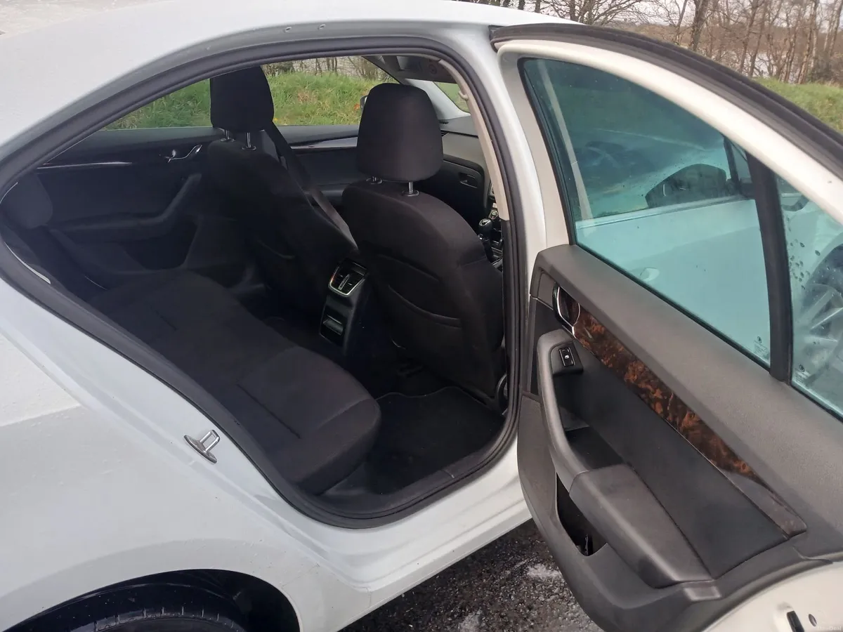 **Skoda Octavia 2016__New NCT 03/28__High Spec - Image 2