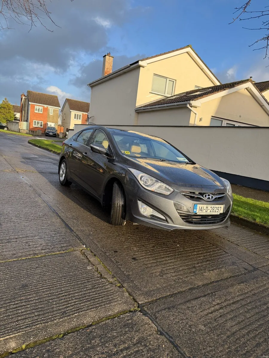 Hyundai I40 AUTOMATIC - Image 2